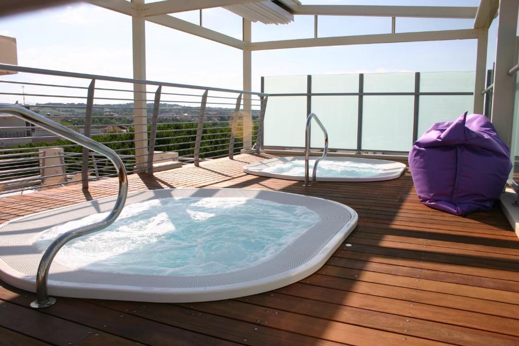 Hotel Aquila D'Oro Misano Adriatico Dış mekan fotoğraf